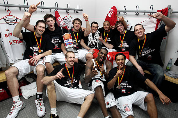 传递了两国 传递了两国